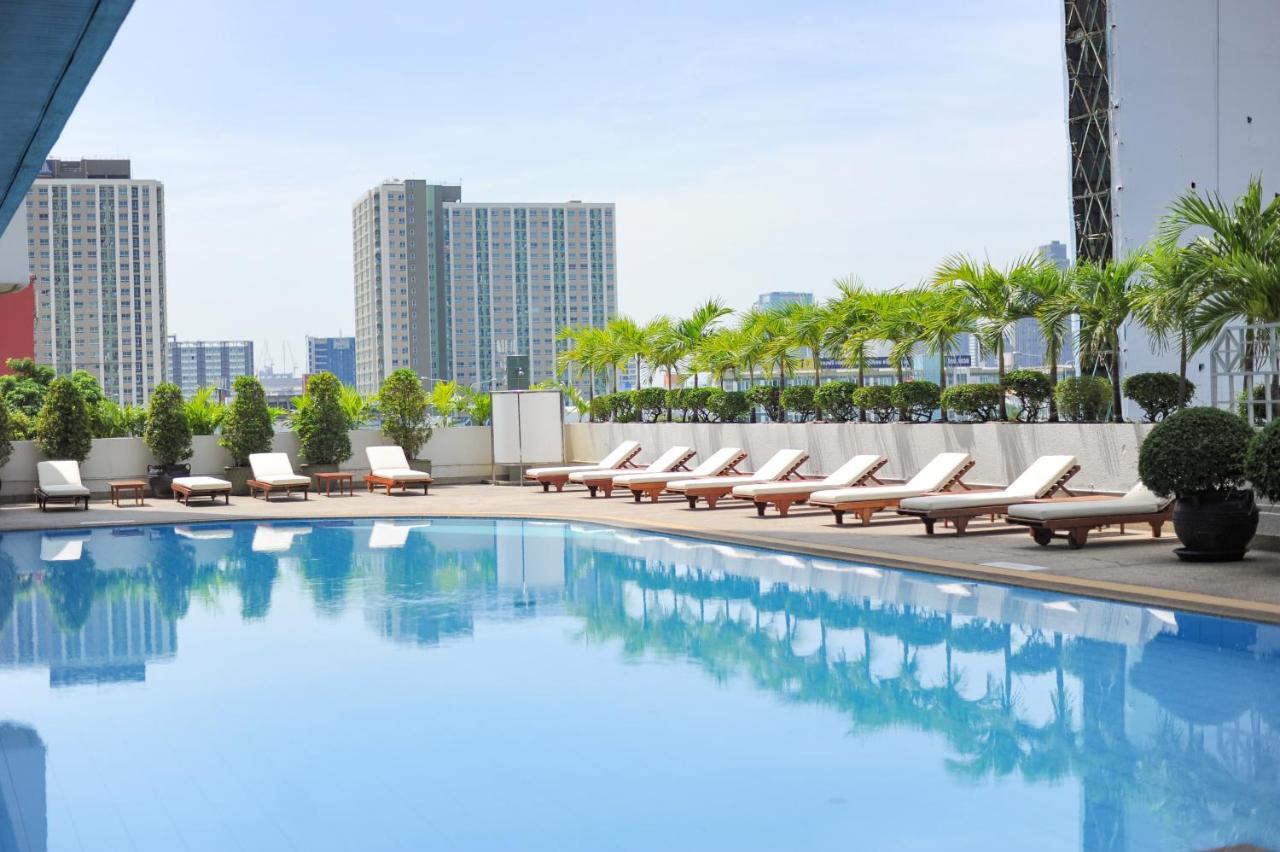 Golden Tulip Sovereign Hotel Бангкок Экстерьер фото