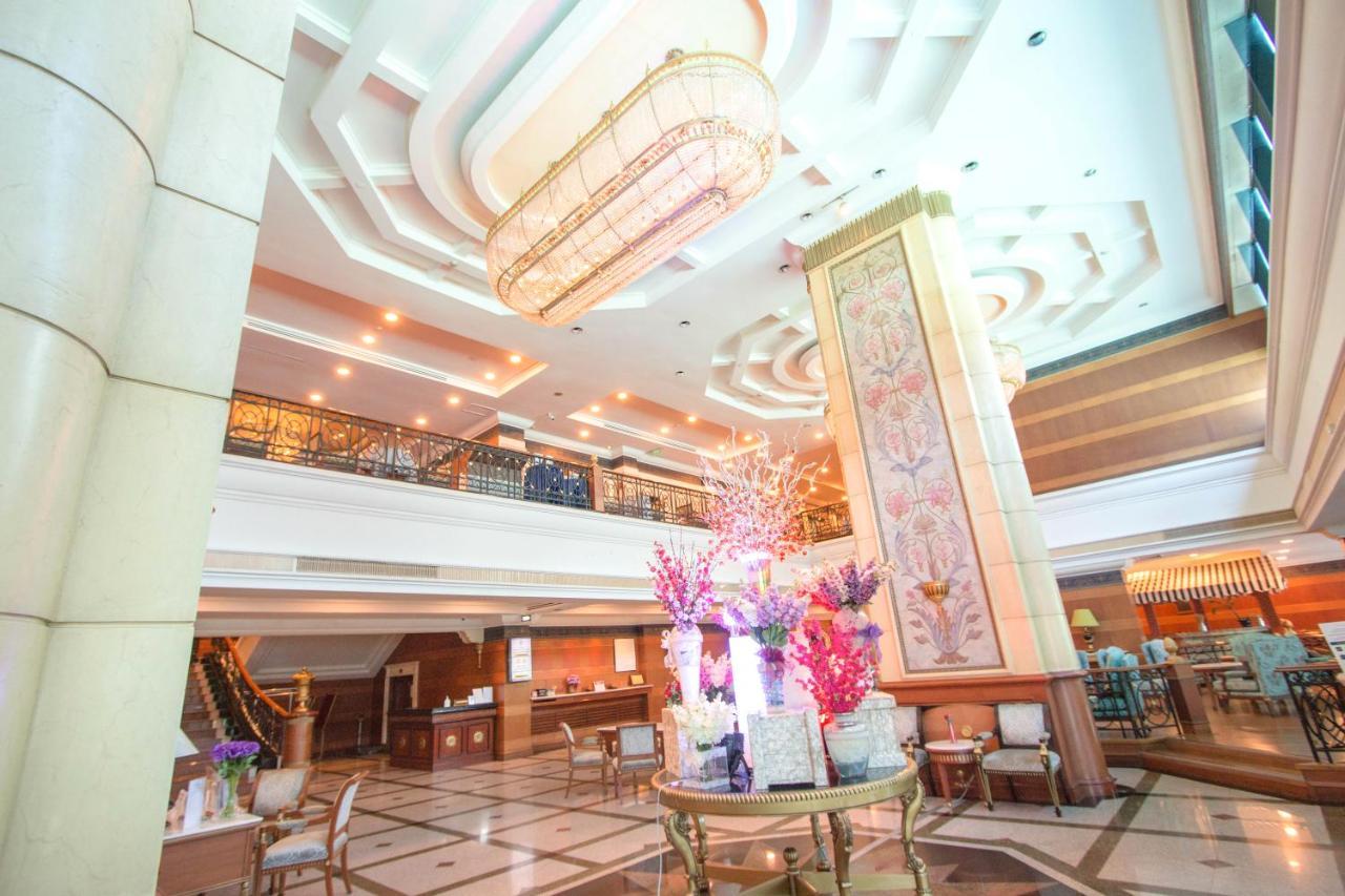 Golden Tulip Sovereign Hotel Бангкок Экстерьер фото