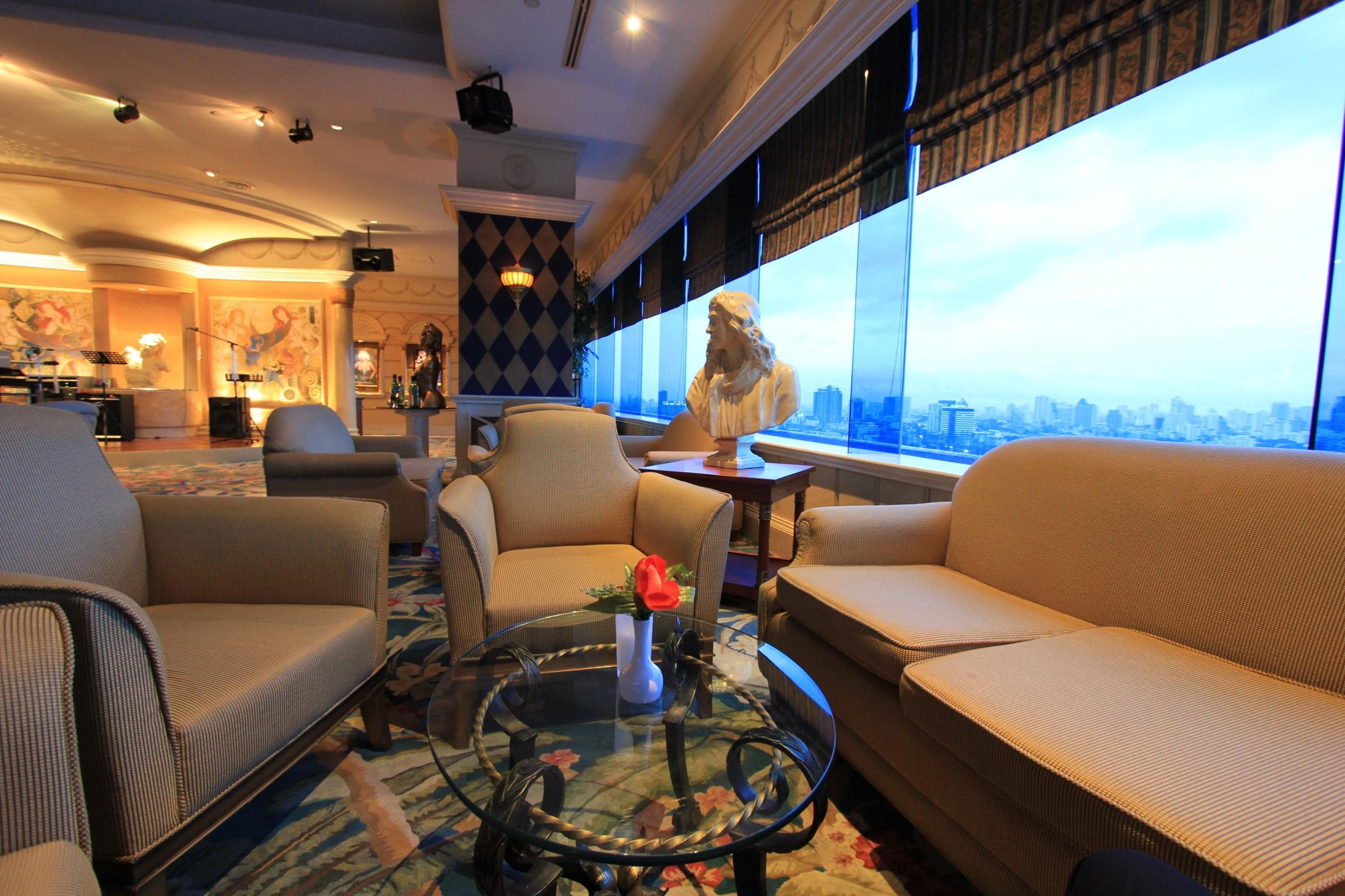 Golden Tulip Sovereign Hotel Бангкок Экстерьер фото
