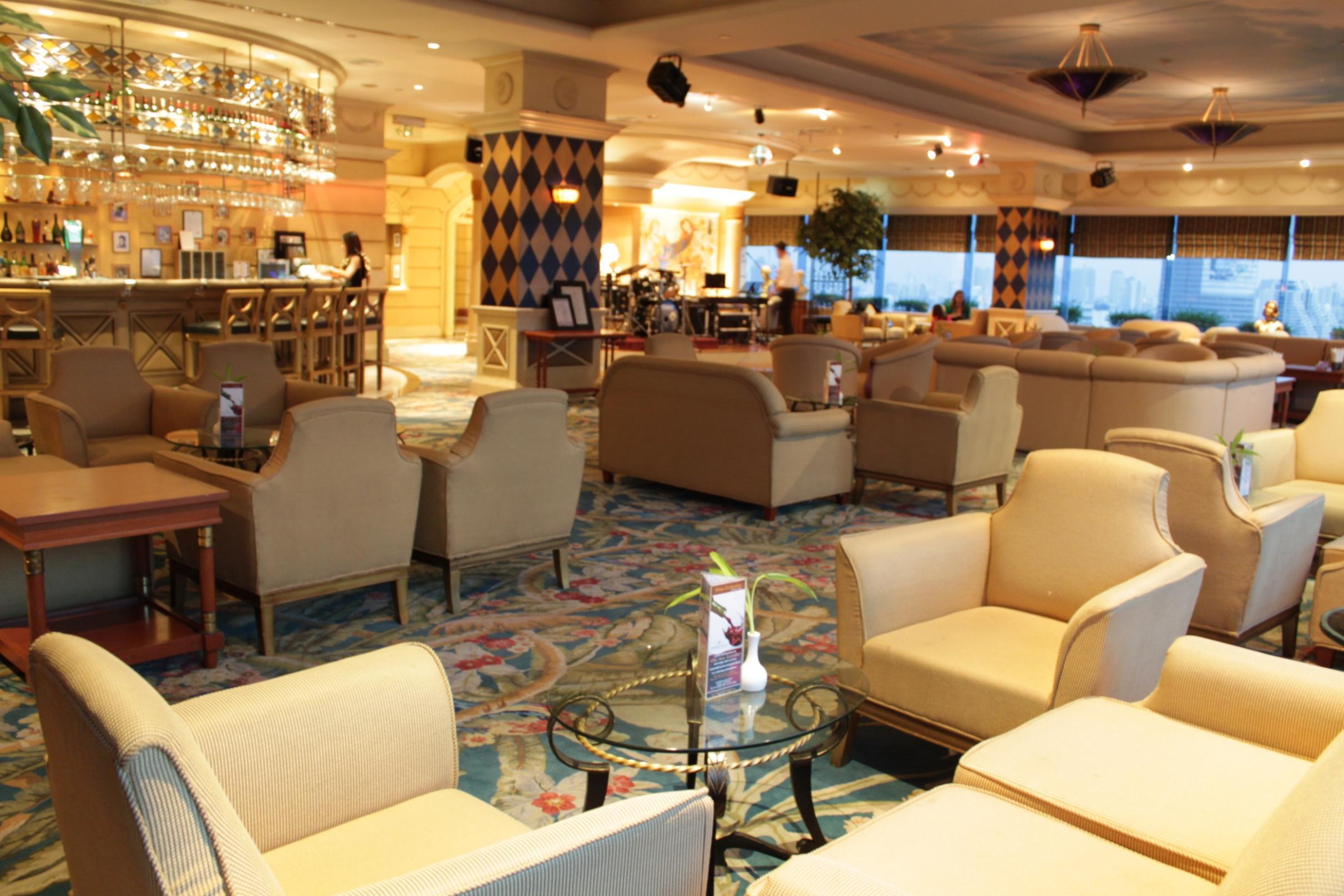 Golden Tulip Sovereign Hotel Бангкок Экстерьер фото
