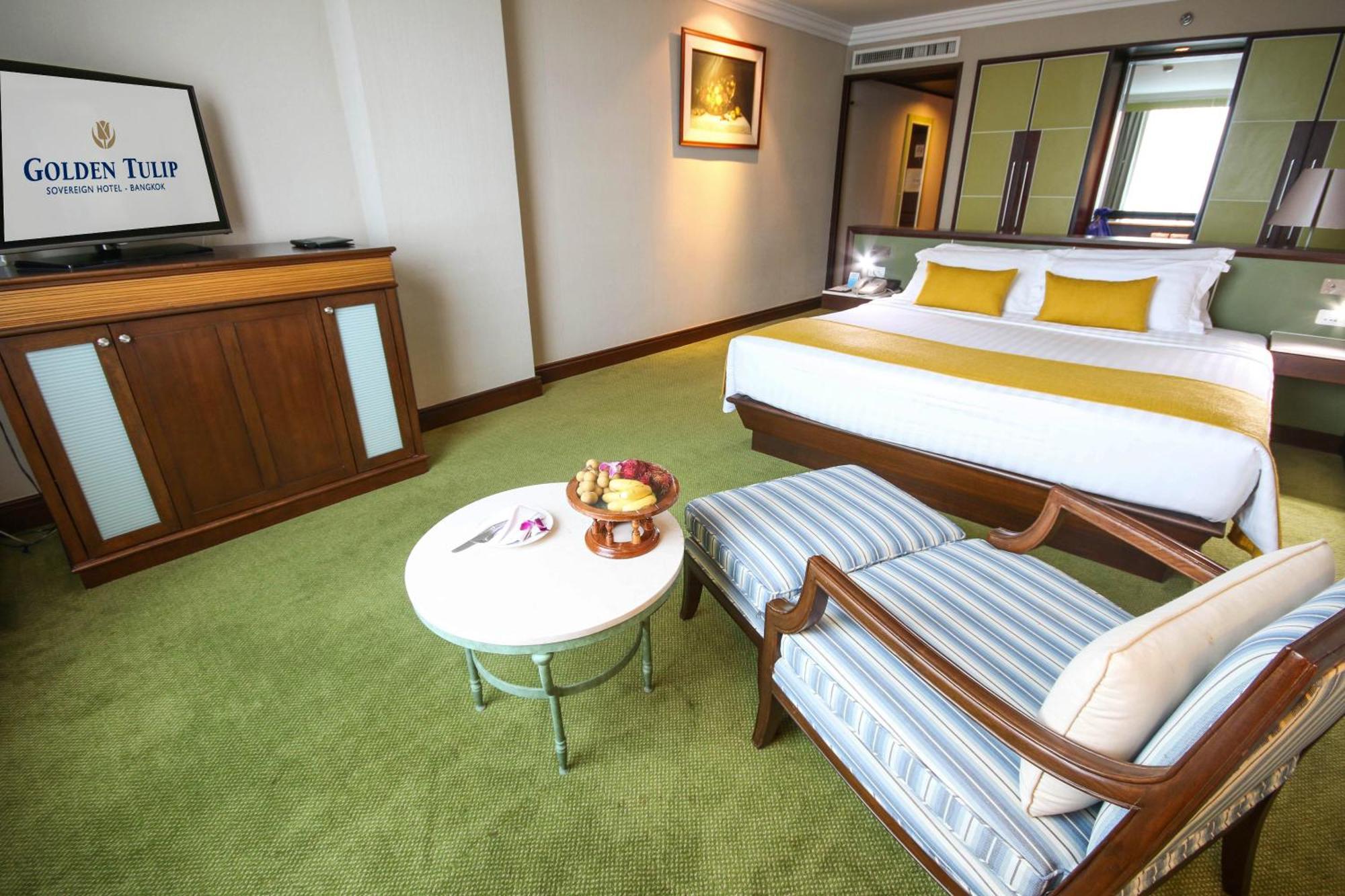 Golden Tulip Sovereign Hotel Бангкок Экстерьер фото